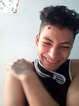 Snapshot of Owen_tomboy chatting on October 11, 2:09 pm Owen tomboy online show from October 11, 2:09 pm