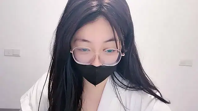 xinyin6666 online show from May 19, 9:11 pm