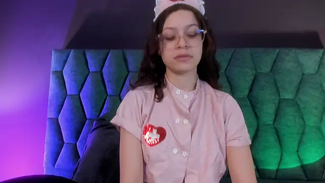 sophie blaake online show from July 18, 3:43 am