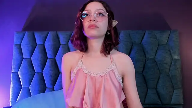 sophie blaake online show from February 26, 3:38 am