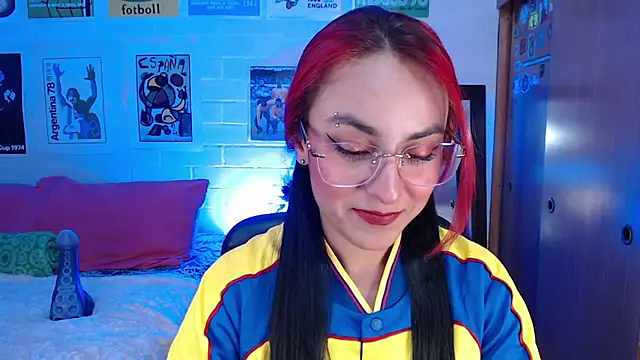 Amy66 online show from July 4, 1:01 am