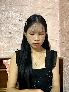 Snapshot of -mayhan11 chatting on October 14, 10:07 am -mayhan11 online show from October 14, 10:07 am