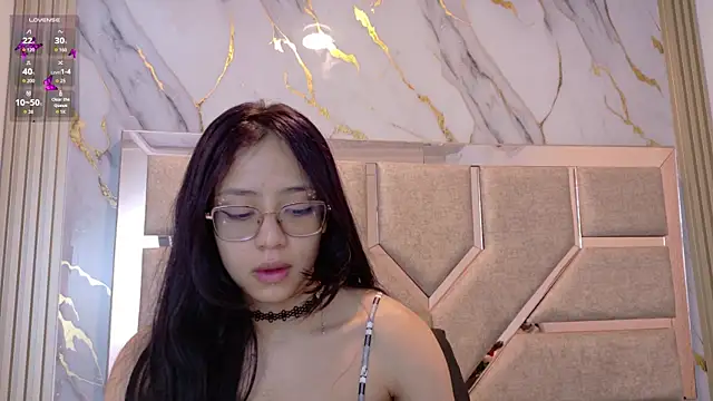 Abrilmirren online show from April 28, 11:14 am
