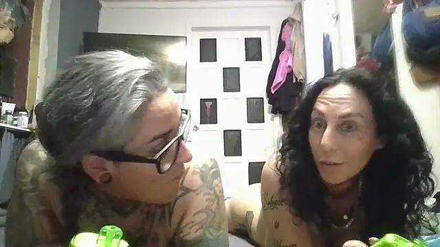 inkdmagz online show from June 26, 3:08 am
