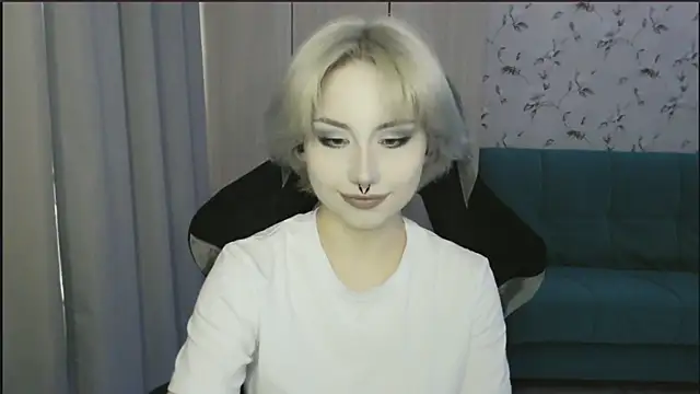 LeisaHopperstad online show from June 29, 4:39 pm