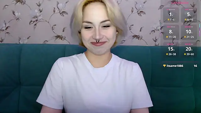 LeisaHopperstad online show from July 15, 12:43 pm