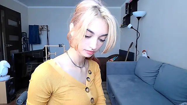 Snapshot of JillianBozak chatting on October 2, 10:20 am JillianBozak online show from October 2, 10:20 am