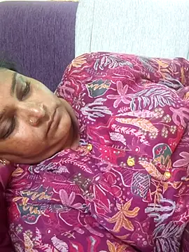 navyasree143 online show from April 29, 2:48 am