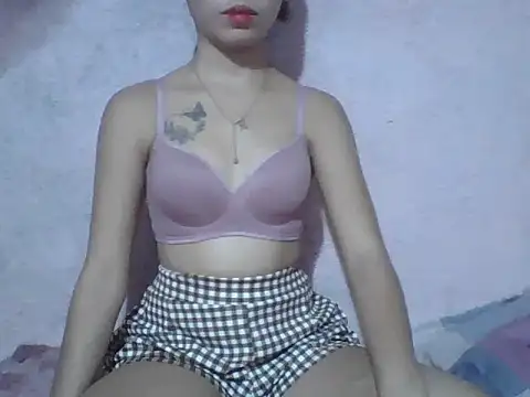 SweetPussie18x online show from July 2, 3:34 am