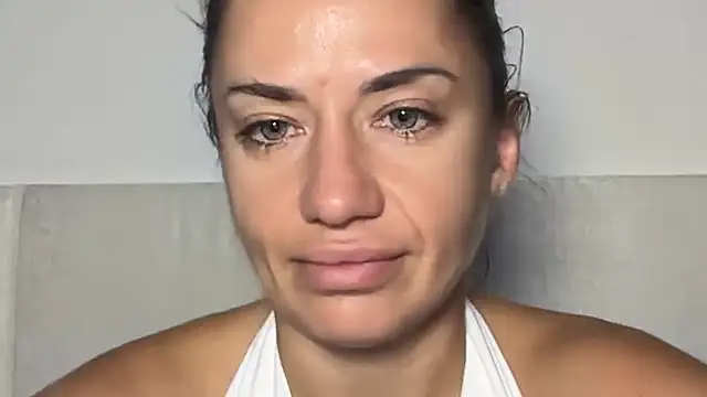 Roriann online show from March 5, 4:36 pm