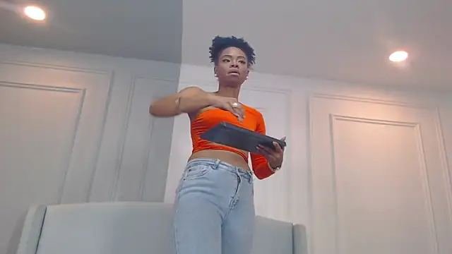 Snapshot of ChantalGarner chatting on October 14, 2:52 pm ChantalGarner online show from October 14, 2:52 pm
