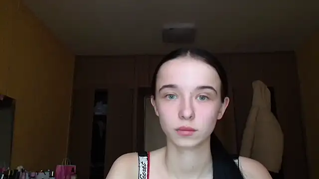 Emilia Light online show from March 7, 8:21 am