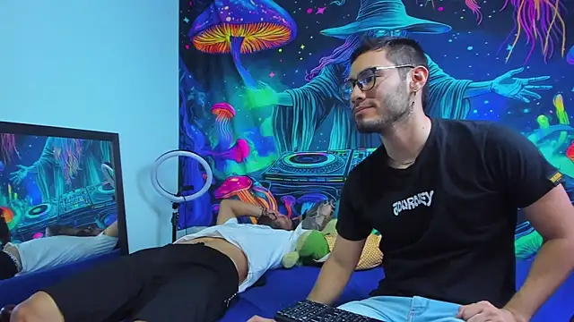 Kingbigcock23cm online show from November 30, 8:57 pm