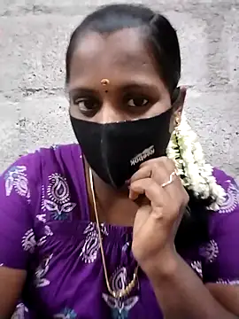 Tamil Hot Sandy online show from June 6, 5:30 pm
