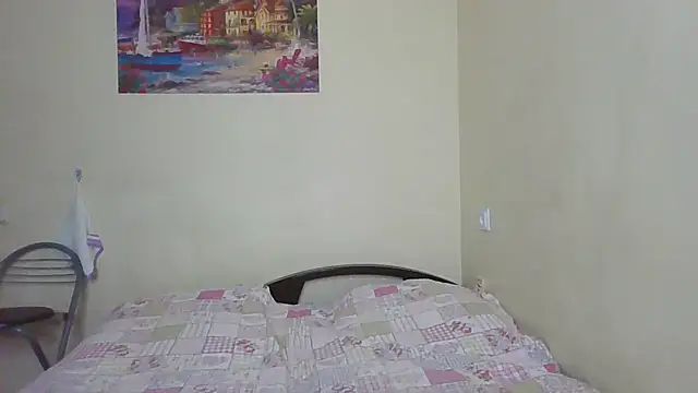 QueenMomyS online show from February 2, 7:13 pm