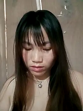 min-xinh online show from March 13, 8:37 am