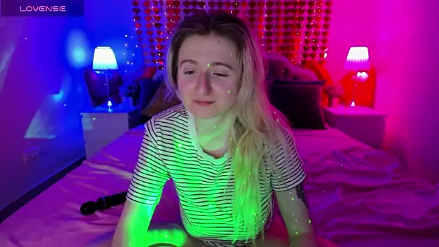 CamillaDreamer online show from March 3, 9:43 pm