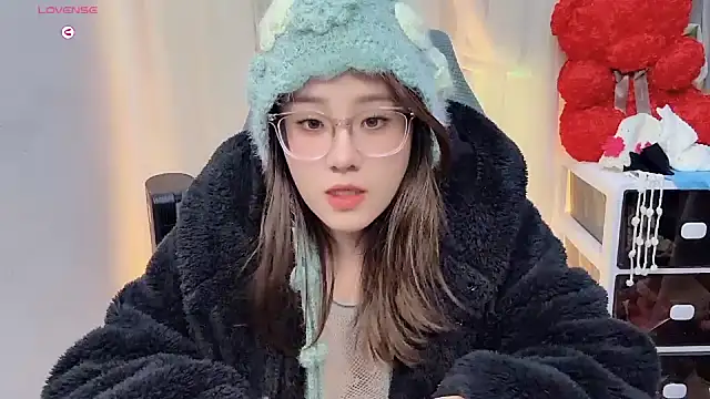 NEWONETO online show from November 19, 9:04 pm