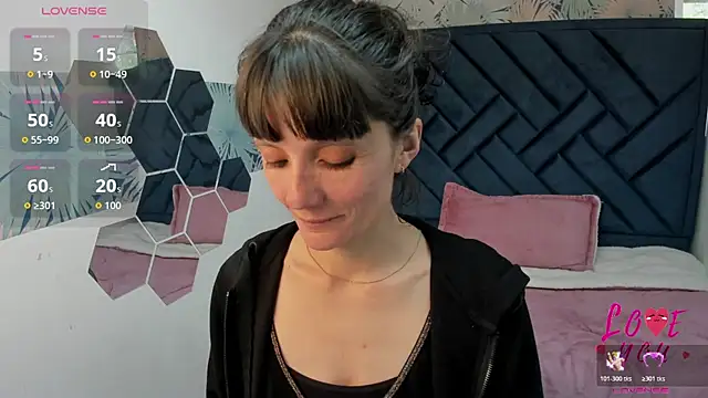 Valery More   online show from June 29, 1:44 pm