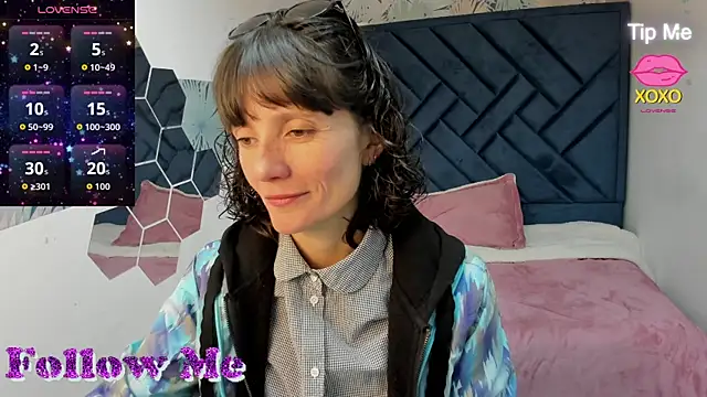Valery More   online show from July 21, 12:28 pm