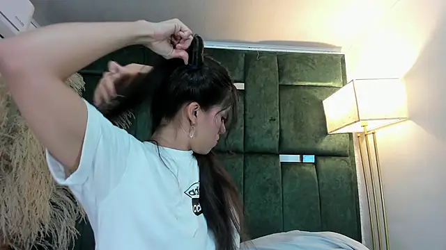 Misaki Kai online show from January 10, 5:45 am