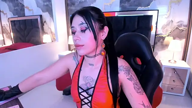 SusanVilla online show from June 11, 8:27 pm