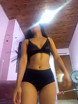 Amelia Rivas online show from July 12, 9:37 pm