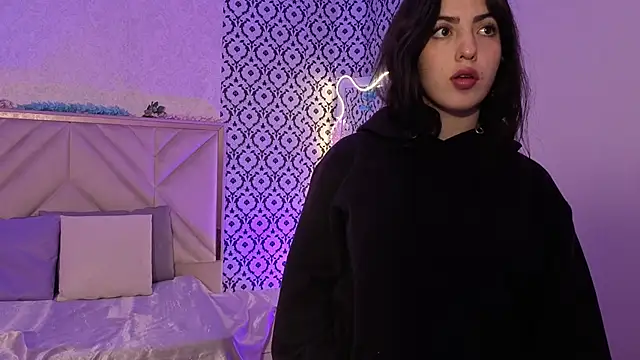 Ixchel tay online show from February 19, 3:06 am