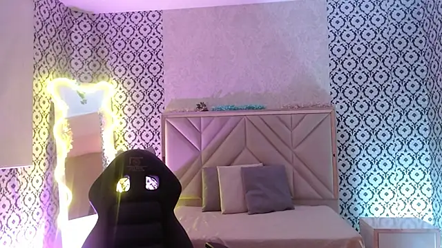 Ixchel tay online show from January 9, 3:22 am