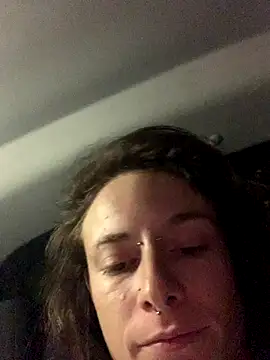 GoldenPussy1329 online show from November 16, 9:26 pm