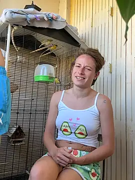 GoldenPussy1329 online show from June 22, 8:00 am
