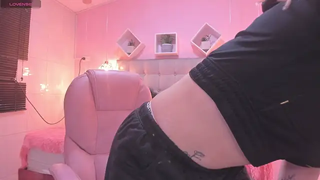 sophialyh 1 online show from October 22, 12:32 pm