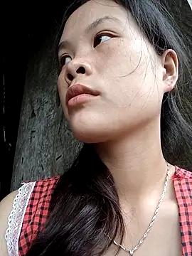 Snapshot of Tuelam_xx chatting on October 14, 3:31 am Tuelam xx online show from October 14, 3:31 am