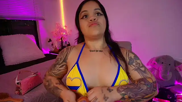 Sussyroxxx online show from June 18, 5:53 am