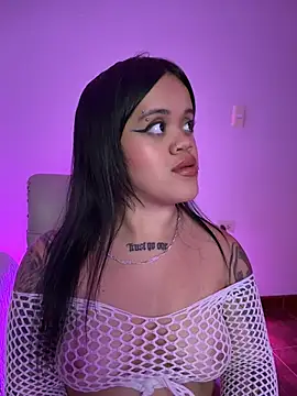 Sussyroxxx online show from June 17, 3:30 am