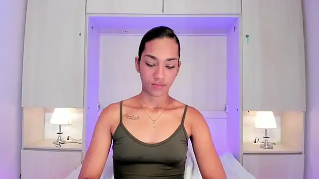 AnahiCollins online show from July 17, 12:31 pm