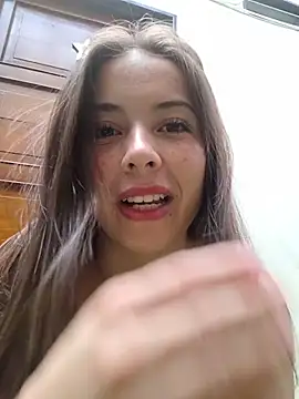 EmmaValencia  online show from July 2, 7:53 pm