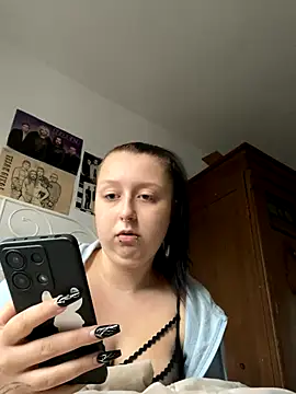 Snapshot of SweetieLina chatting on October 8, 8:07 am SweetieLina online show from October 8, 8:07 am