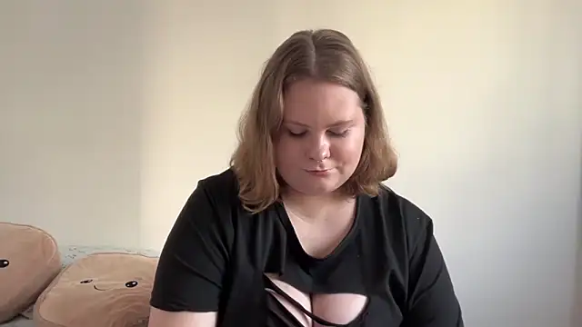 BriannaFlirty online show from October 31, 1:48 pm