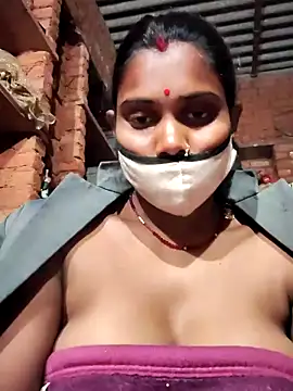 Katrina kaif143 online show from December 22, 4:10 pm