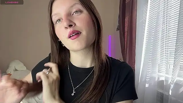 JanellHousen online show from July 22, 5:08 am