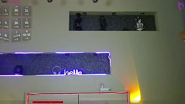 Snapshot of cutieblush chatting on October 15, 9:50 pm cutieblush online show from October 15, 9:50 pm
