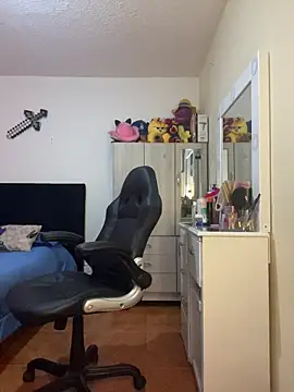 Miichii online show from November 22, 1:08 am