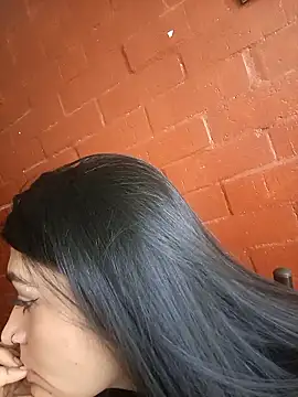 alejitasweet online show from January 17, 9:33 pm