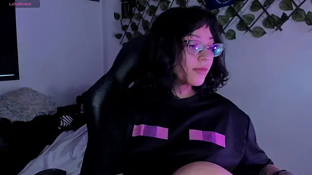 Kora Red69 online show from July 9, 5:15 pm