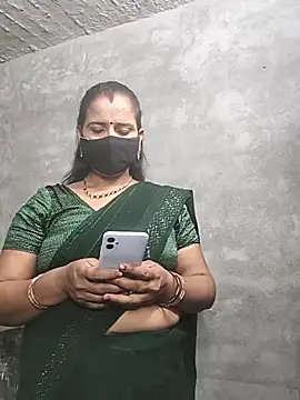 Snapshot of Bhabhi_jaan10 chatting on October 31, 3:49 pm Bhabhi jaan10 online show from October 31, 3:49 pm