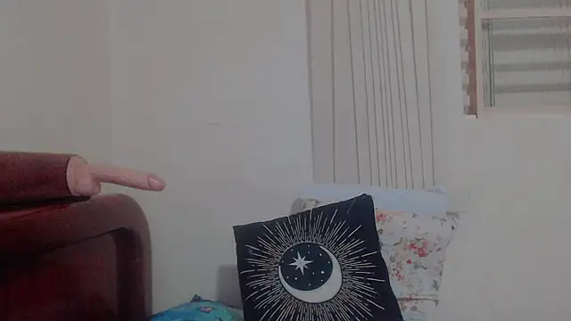 AgathaMendes online show from October 10, 7:02 am