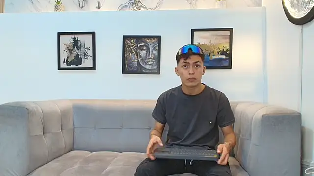 VERY HOT GUYS online show from January 13, 5:39 pm