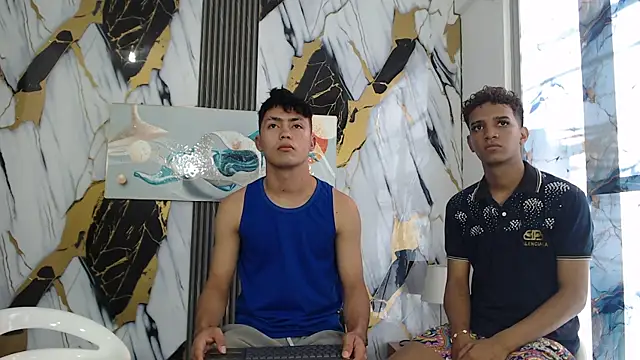 VERY HOT GUYS online show from July 30, 1:12 pm