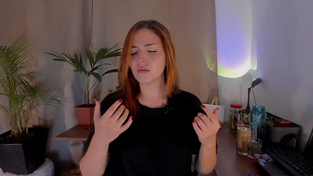 AmaruBloom online show from February 18, 6:01 am